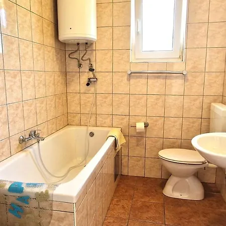 Apartment Hrzina Krk Town Exterior photo